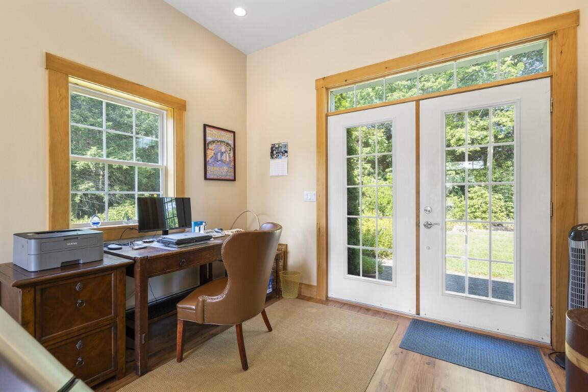 29 Wiscasset Road Boothbay, ME 04537 - Photo 36 of 57 33