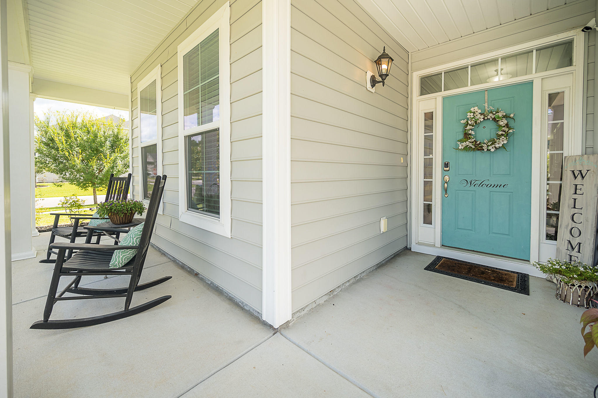 147 Royal Star Road Summerville, SC 29486 - Photo 3 of 51 Large wrap-around porch