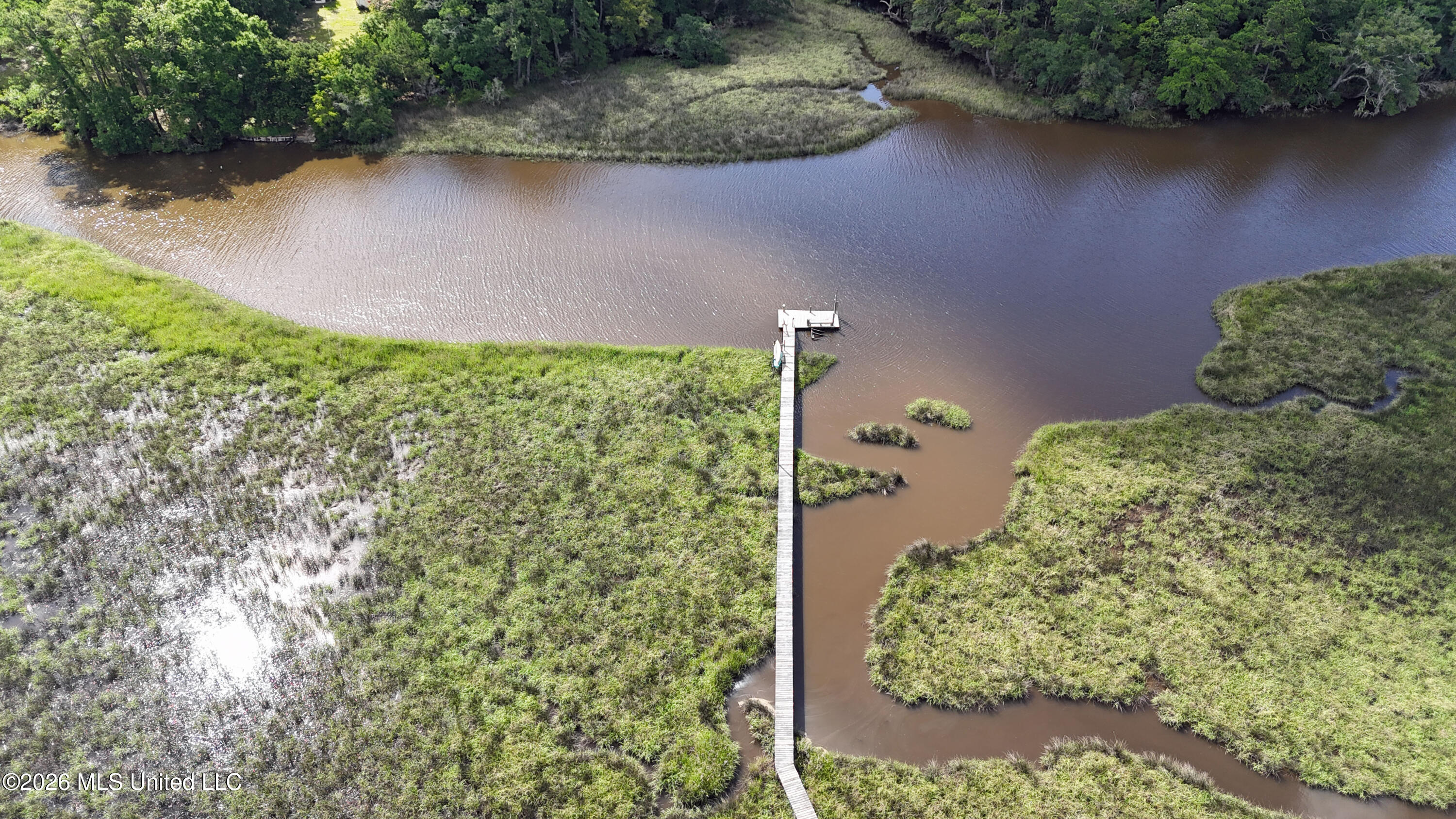 2308 Pointe Of View Ocean Springs, MS 39564 - Photo 63 of 66 065