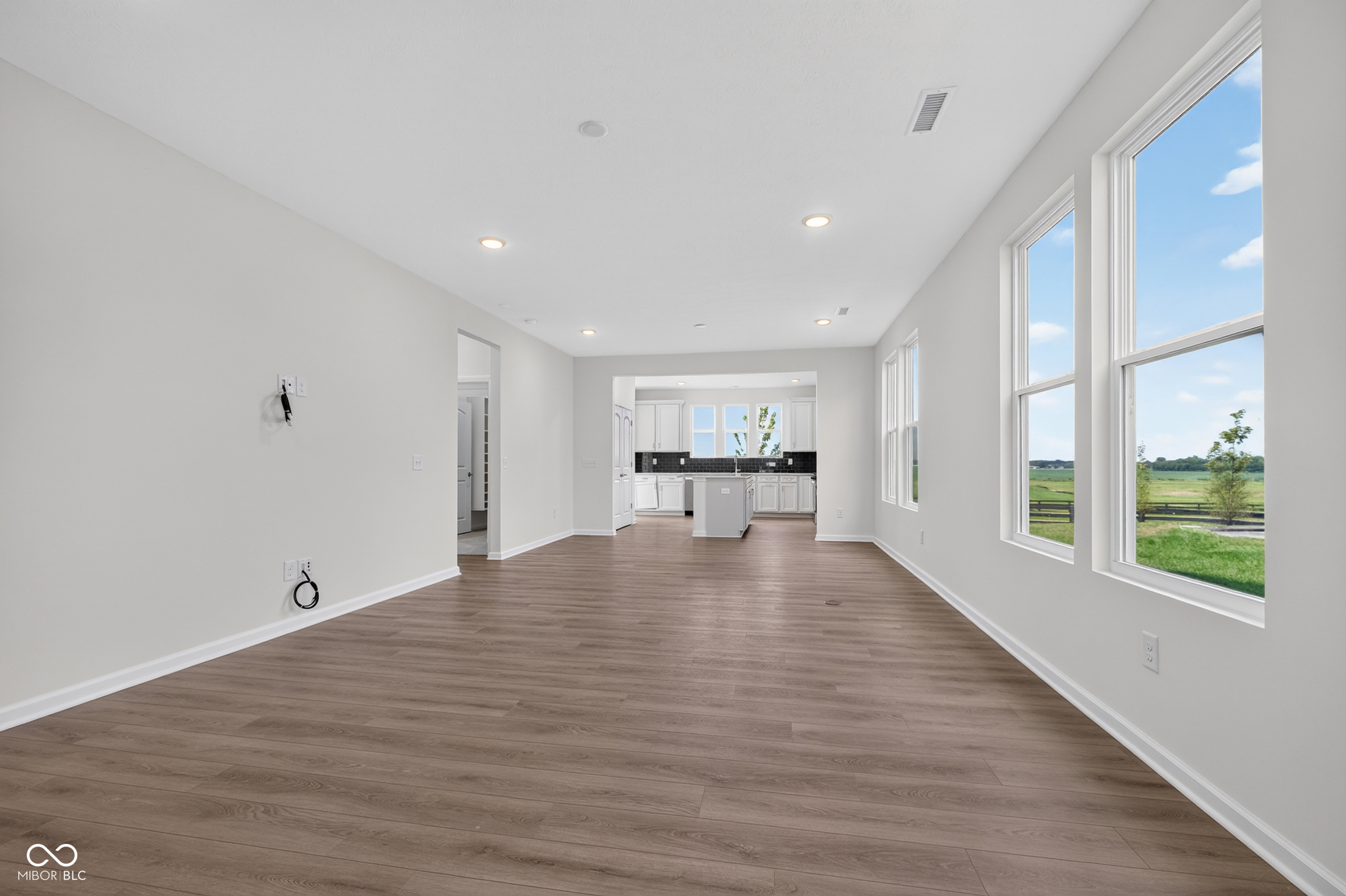 3200 Balsamroot Road Greenwood, IN 46143 - Photo 6 of 61 Gallery Image 6