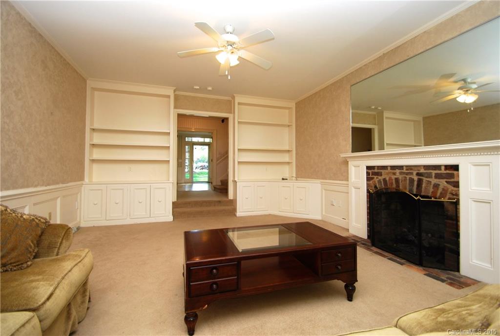638 Robmont Road, Unit 88 Charlotte, NC 28270 - Photo 11 of 24 Gallery Image 11