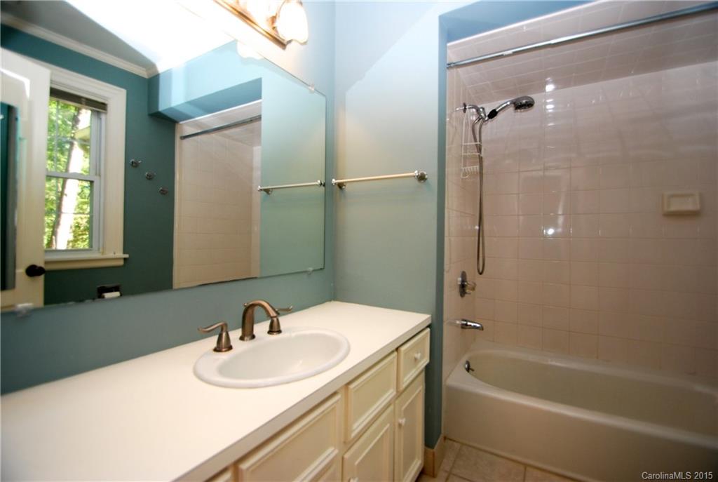 638 Robmont Road, Unit 88 Charlotte, NC 28270 - Photo 13 of 24 Gallery Image 13