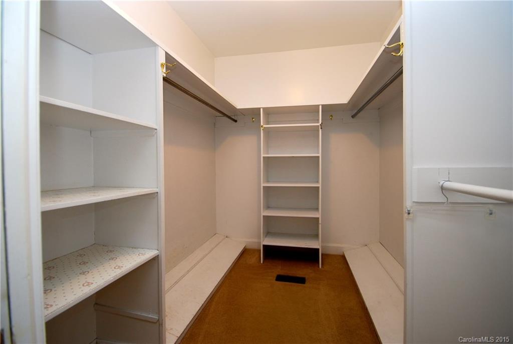 638 Robmont Road, Unit 88 Charlotte, NC 28270 - Photo 14 of 24 Gallery Image 14