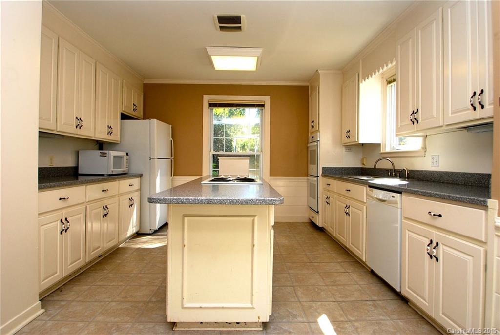 638 Robmont Road, Unit 88 Charlotte, NC 28270 - Photo 7 of 24 Gallery Image 7