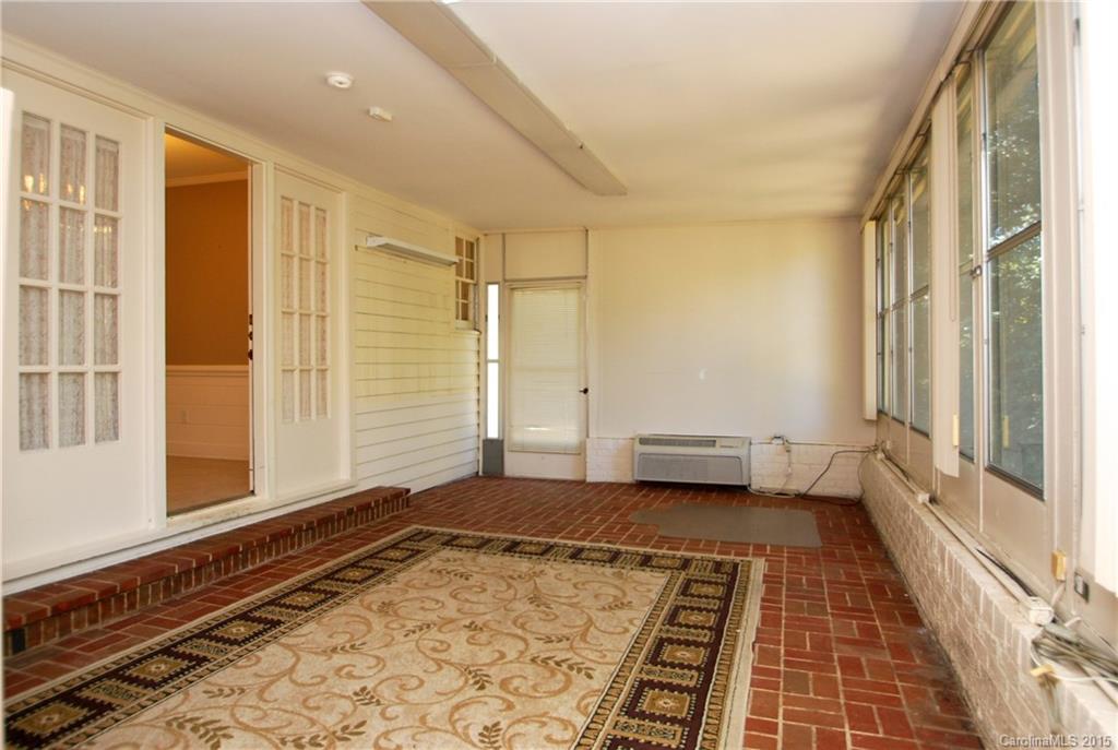 638 Robmont Road, Unit 88 Charlotte, NC 28270 - Photo 10 of 24 Gallery Image 10