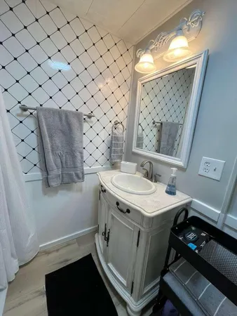$159,900 | 5440 Pineland Avenue, Port Orange, FL 32127