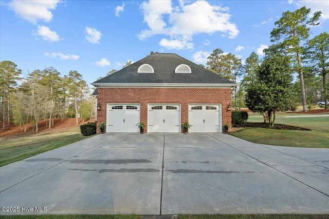 $2,490,000 | 549 Grande Pines Vista, Jackson Springs, NC 27281