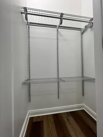 $1,700 | 5714 West Grand Avenue, Unit 2R, Chicago, IL 60639