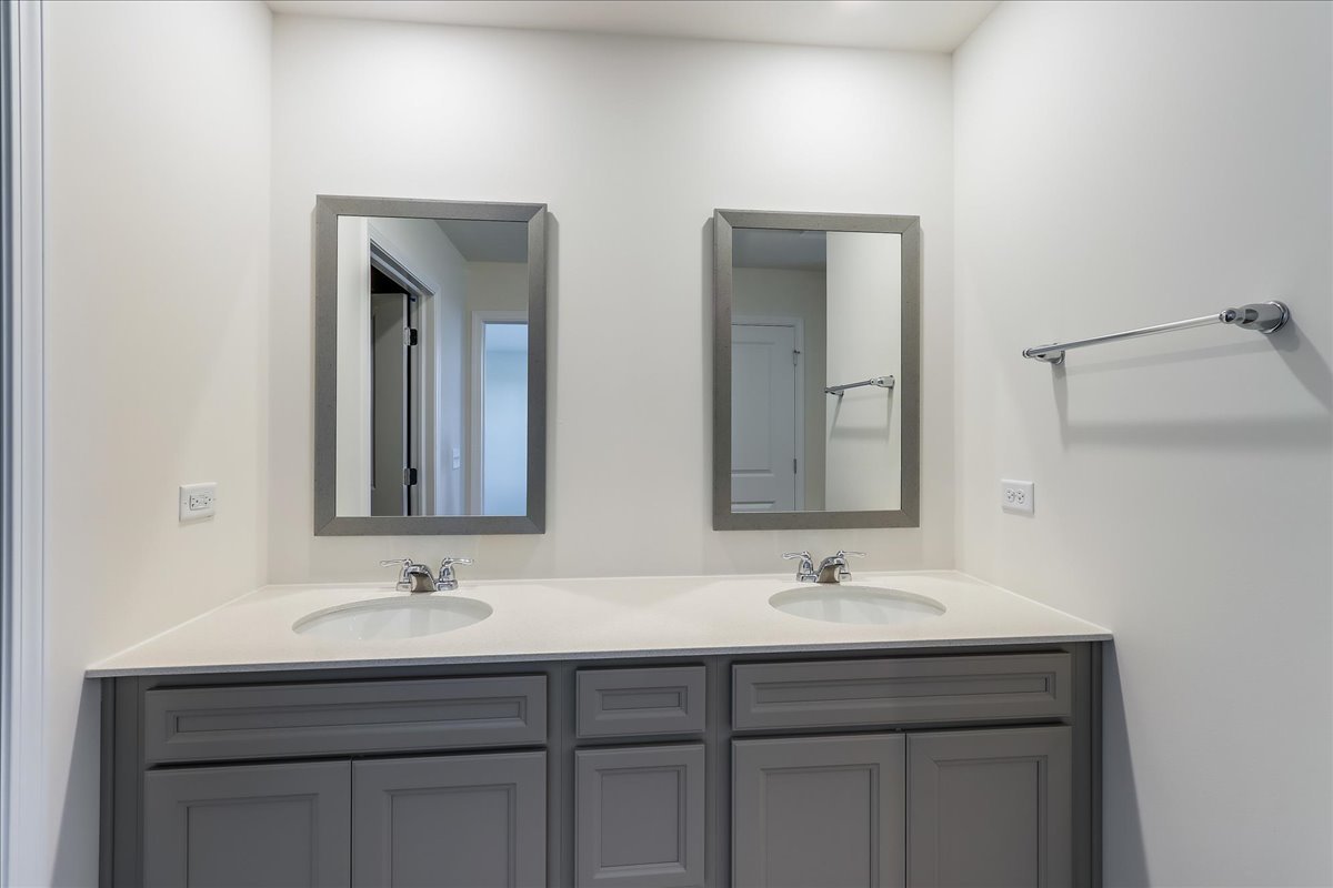 616 Switchgrass Way, Unit 61005 Bolingbrook, IL 60490 - Photo 24 of 34