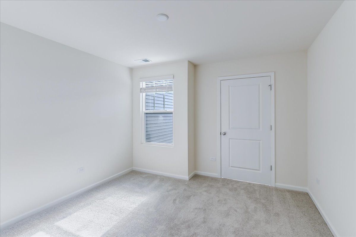 616 Switchgrass Way, Unit 61005 Bolingbrook, IL 60490 - Photo 28 of 34