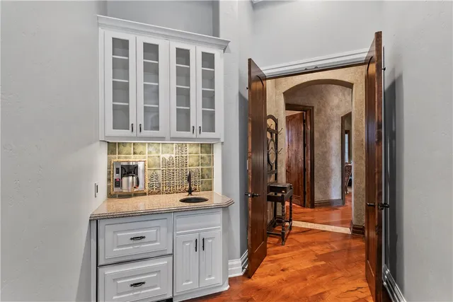 $3,850,000 | 3323 Emory Oak Drive, Bryan, TX 77807