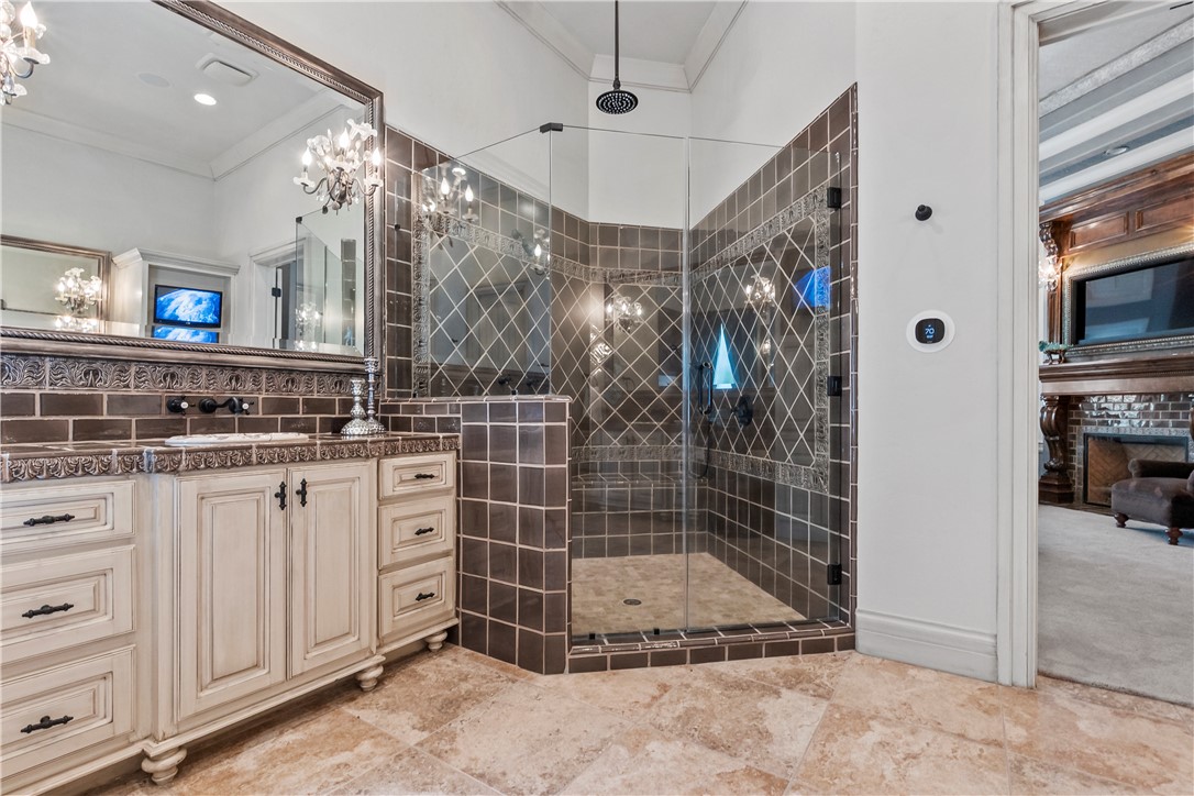 3323 Emory Oak Drive Bryan, TX 77807 - Photo 26 of 50 Primary Bathroom (Secondary)