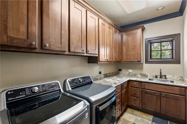 $3,850,000 | 3323 Emory Oak Drive, Bryan, TX 77807