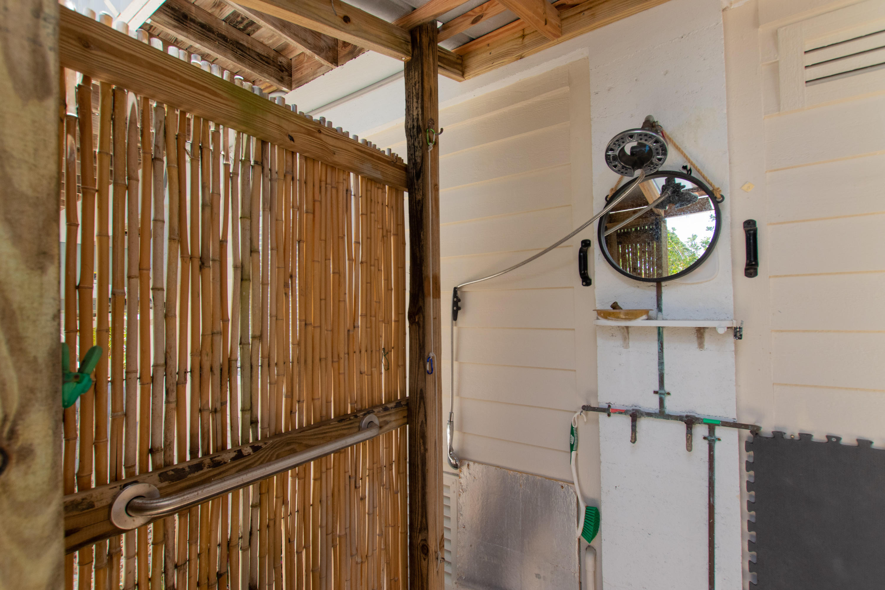 28531 Dirk Road Summerland Key, FL 33042 - Photo 43 of 45 Outdoor Shower