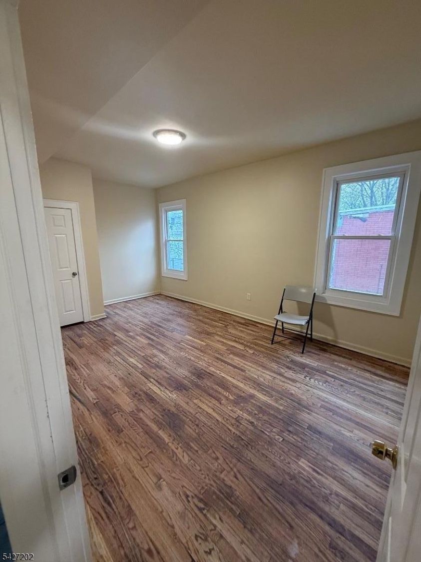149 Scheerer Avenue, Unit 2 Newark, NJ 07112 - Photo 4 of 11