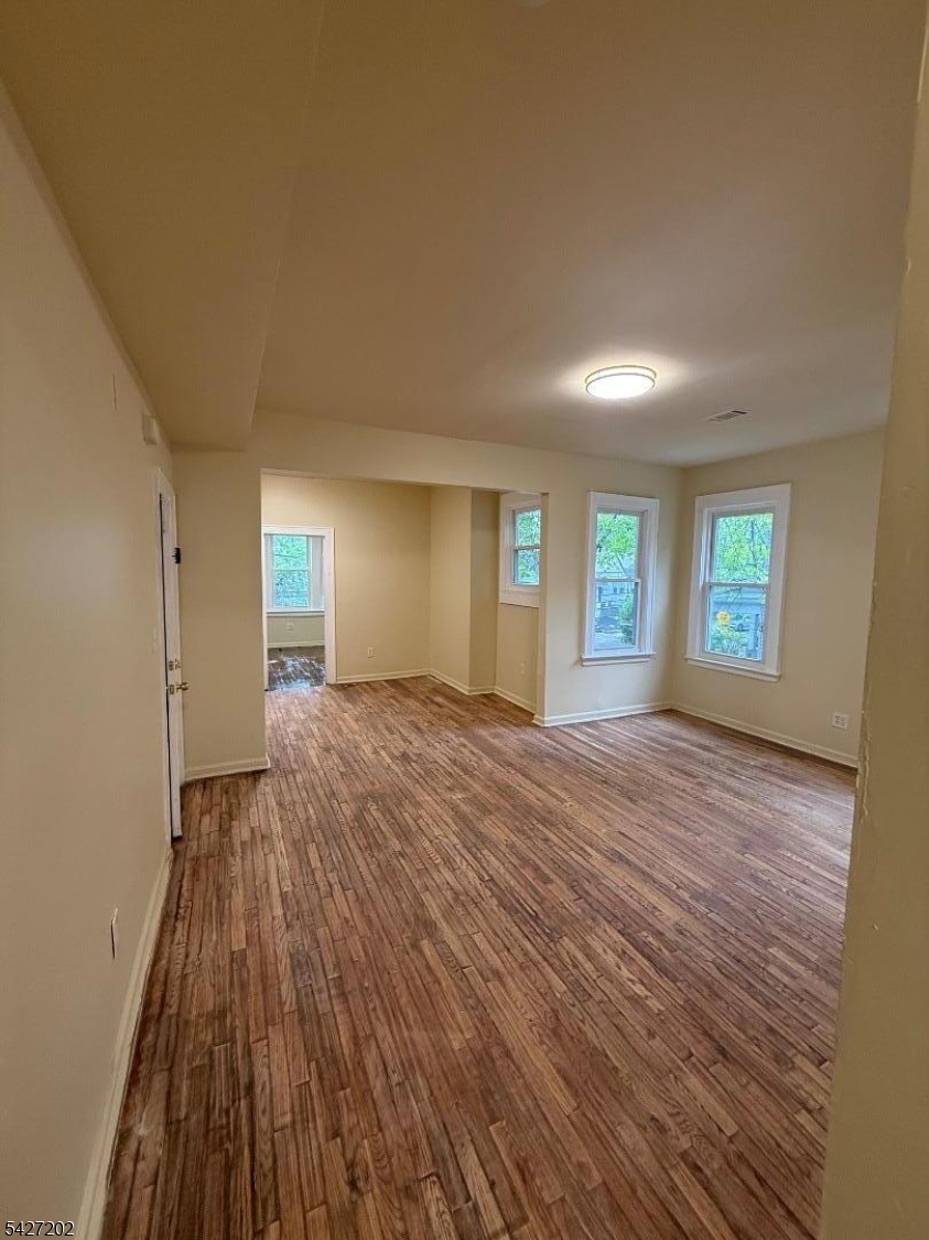 149 Scheerer Avenue, Unit 2 Newark, NJ 07112 - Photo 9 of 11