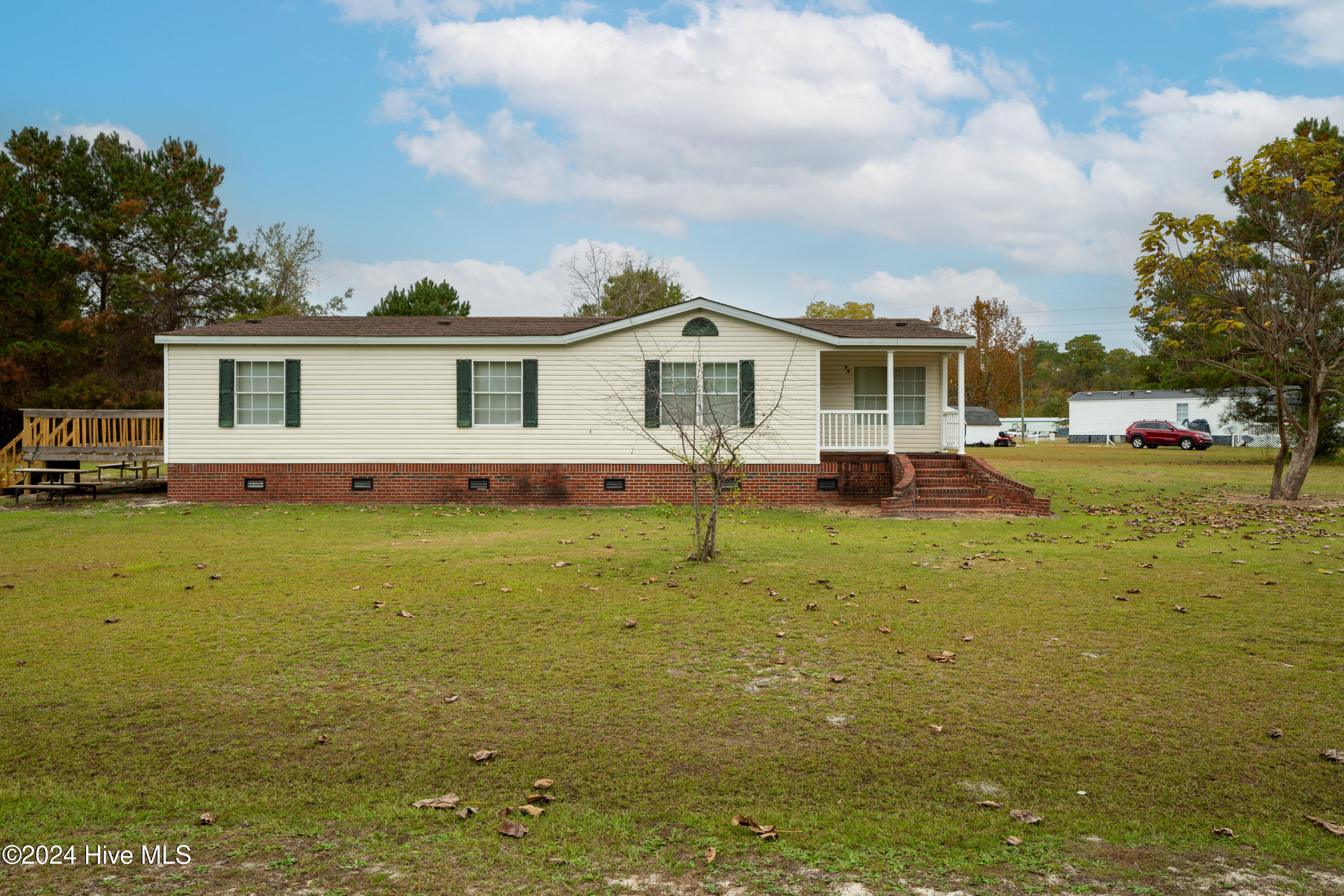 98 Sand Hill Loop Road Elizabethtown, NC 28337 - Photo 1 of 31 exterior