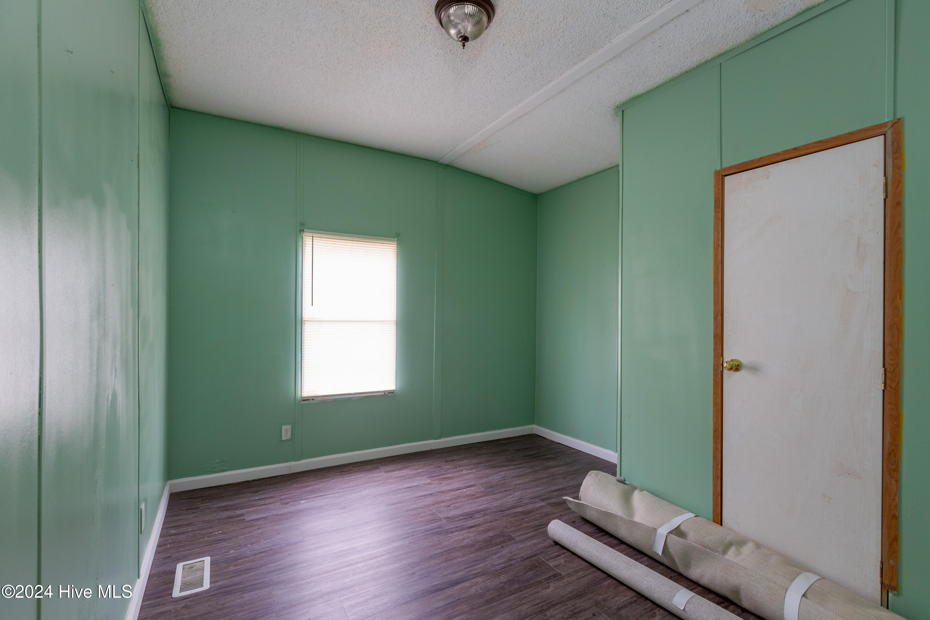 98 Sand Hill Loop Road Elizabethtown, NC 28337 - Photo 23 of 31 98 Sandhill Loop Rd24