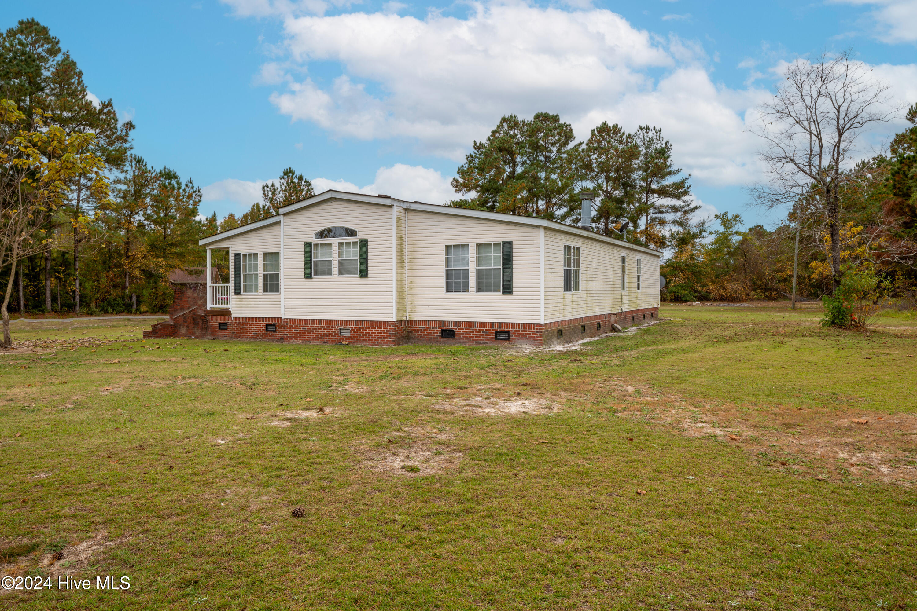 98 Sand Hill Loop Road Elizabethtown, NC 28337 - Photo 31 of 31 98 Sandhill Loop Rd32