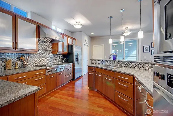$4,250 | 6453 193rd Place Northeast, Redmond, WA 98052
