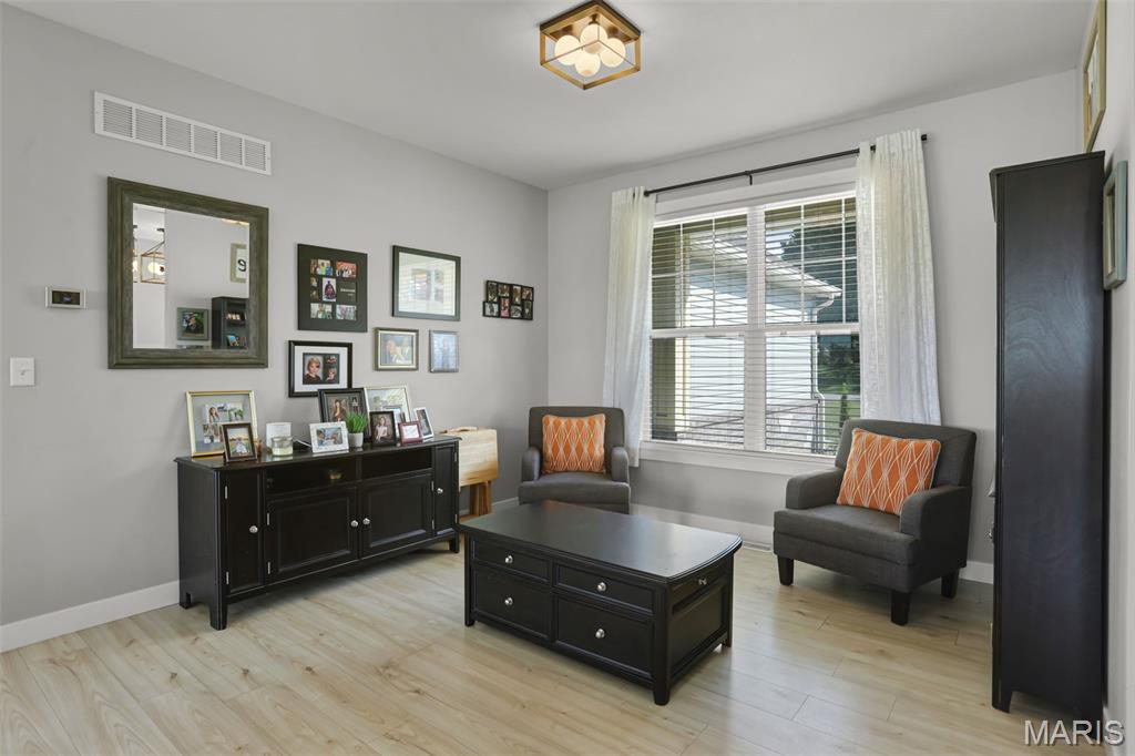 8357 Maple Grove Road Edwardsville, IL 62025 - Photo 8 of 45 Gallery Image 8