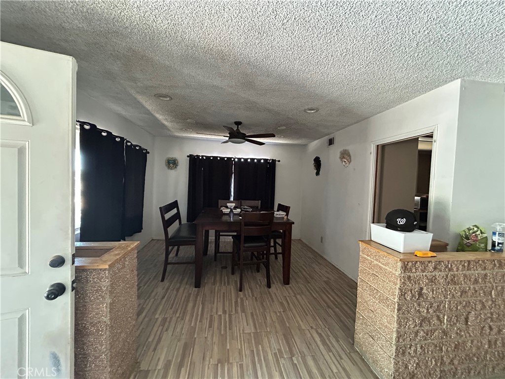 14822 Rodeo Drive Victorville, CA 92395 - Photo 22 of 60