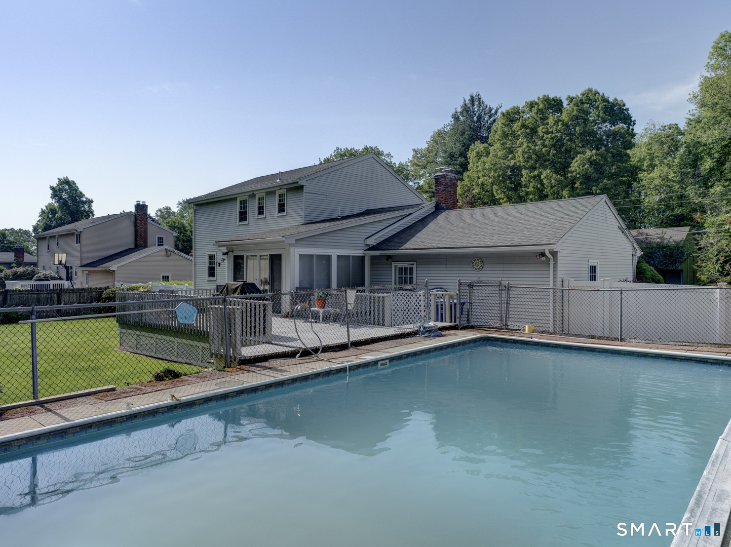 141 Roseanna Road Southington, CT 06479 - Photo 3 of 40