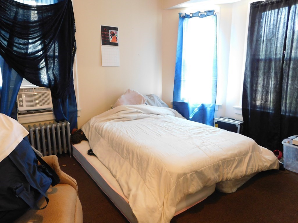 8 Washington Street Springfield, MA 01108 - Photo 7 of 29