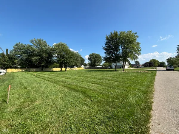 $49,900 | 5684 North Vinton Hills Drive, Fairland, IN 46126