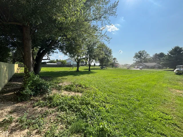 $49,900 | 5684 North Vinton Hills Drive, Fairland, IN 46126