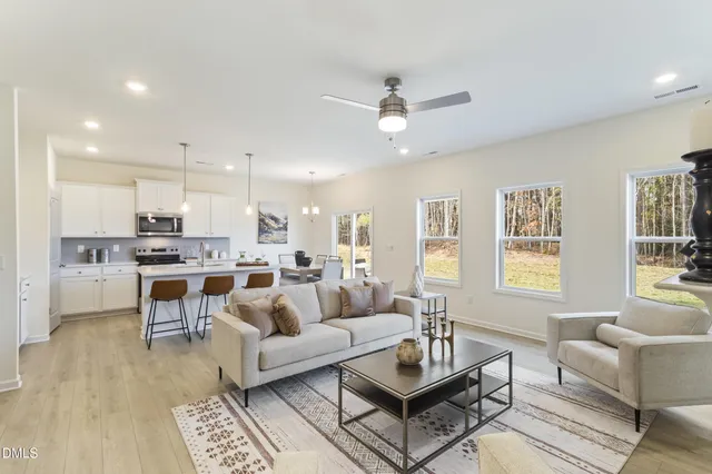 $309,900 | 189 Pecan Vly Way, Four Oaks, NC 27524