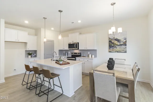 $309,900 | 189 Pecan Vly Way, Four Oaks, NC 27524