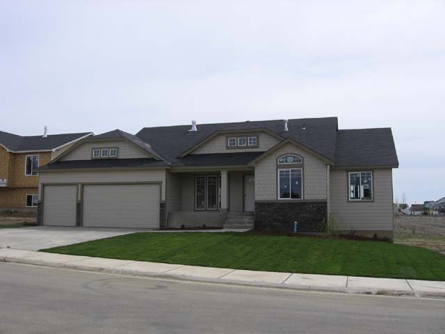 18216 Astor Court Colbert, WA 99005 - Photo 1 of 8