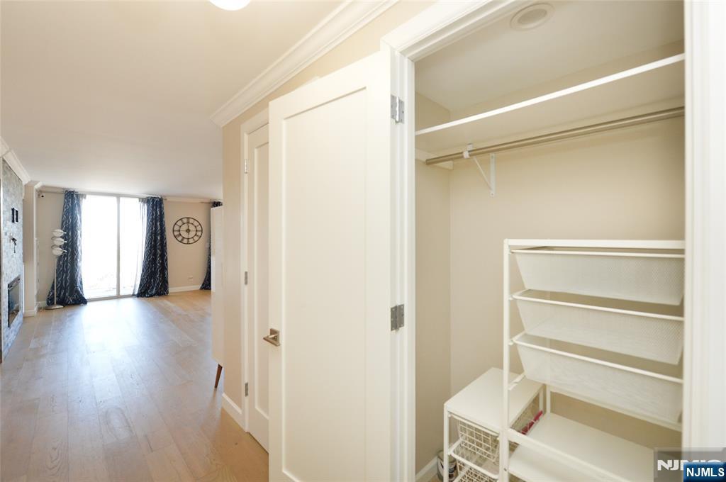 1055 River Road, Unit 310 Edgewater, NJ 07020 - Photo 13 of 37