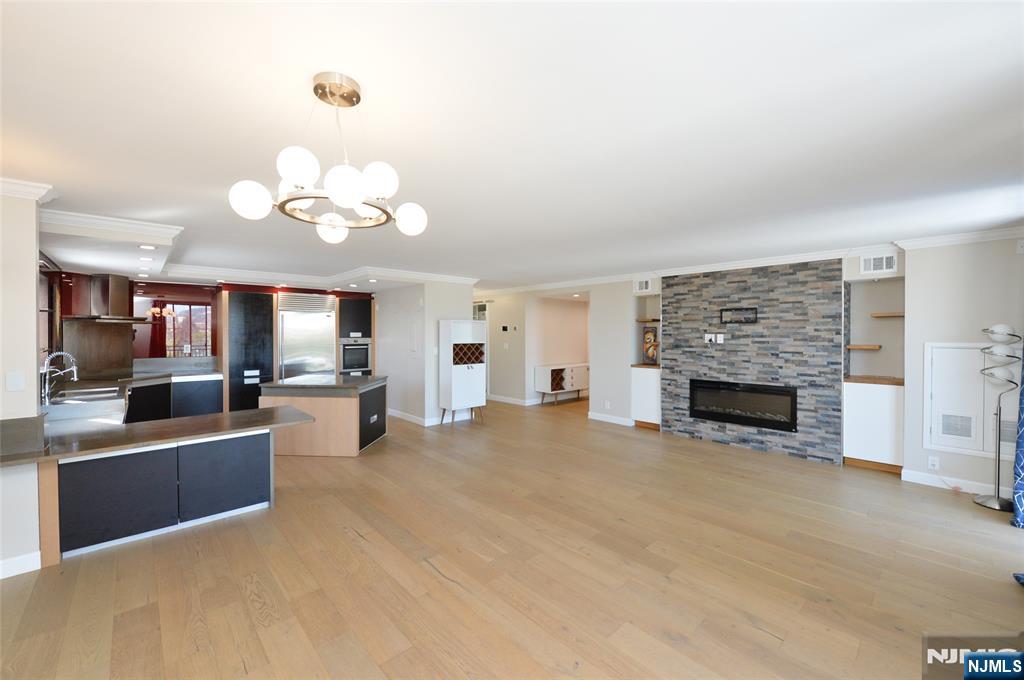 1055 River Road, Unit 310 Edgewater, NJ 07020 - Photo 3 of 37