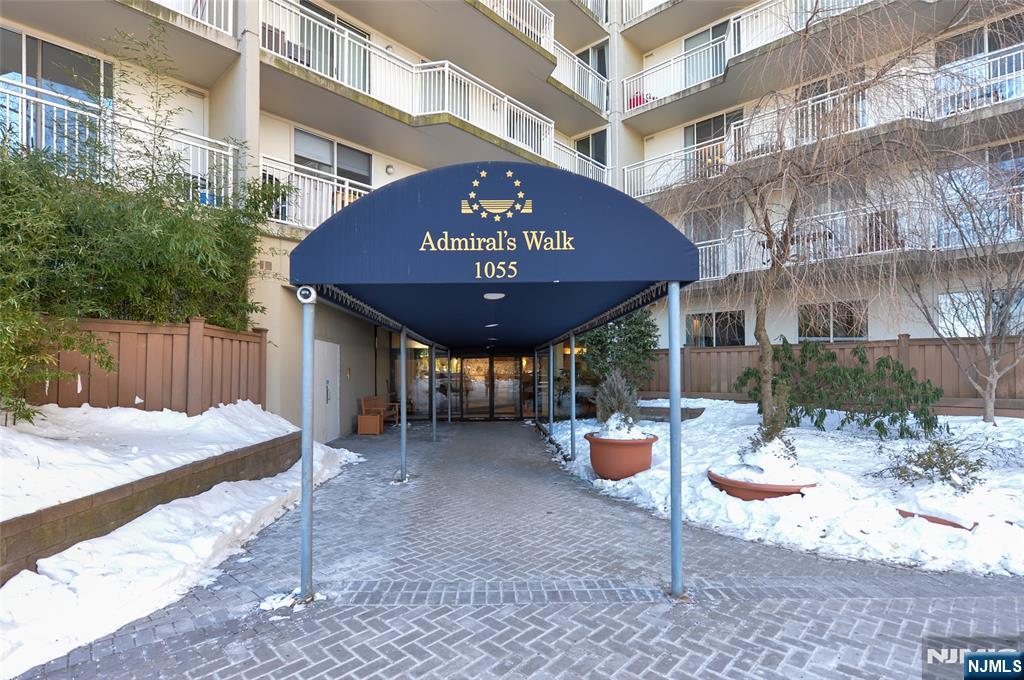 1055 River Road, Unit 310 Edgewater, NJ 07020 - Photo 35 of 37