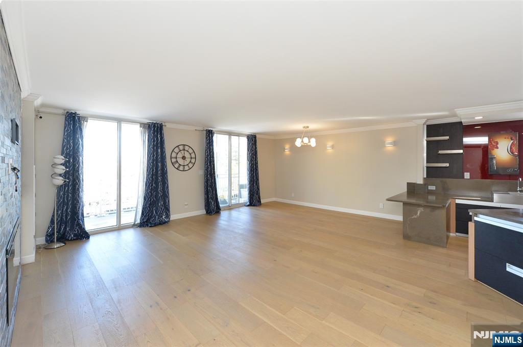 1055 River Road, Unit 310 Edgewater, NJ 07020 - Photo 8 of 37