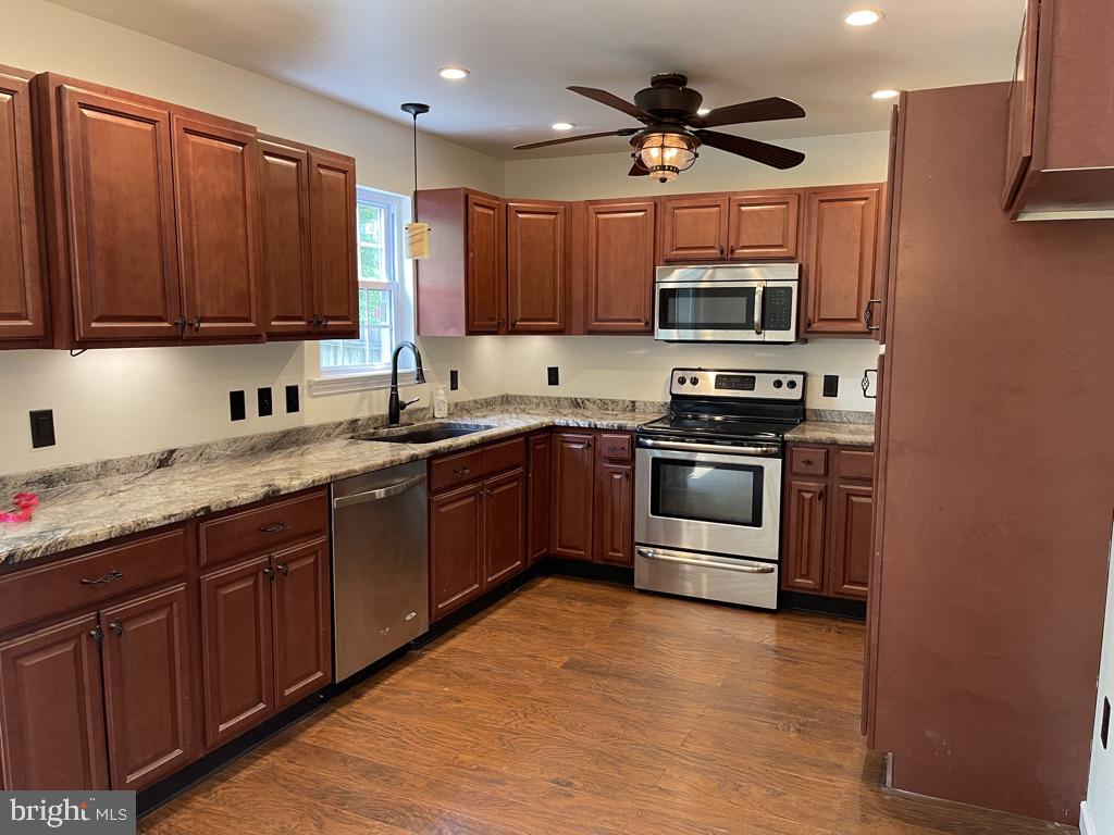 420 Groffdale Road Quarryville, PA 17566 - Photo 4 of 21 Gallery Image 4