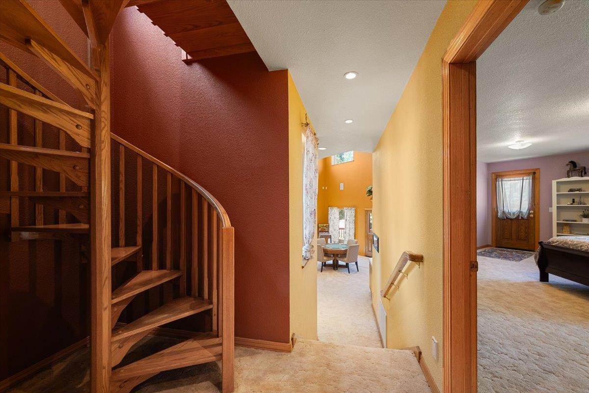10947 East Lime Kiln Road Grass Valley, CA 95949 - Photo 28 of 94 Main Home
