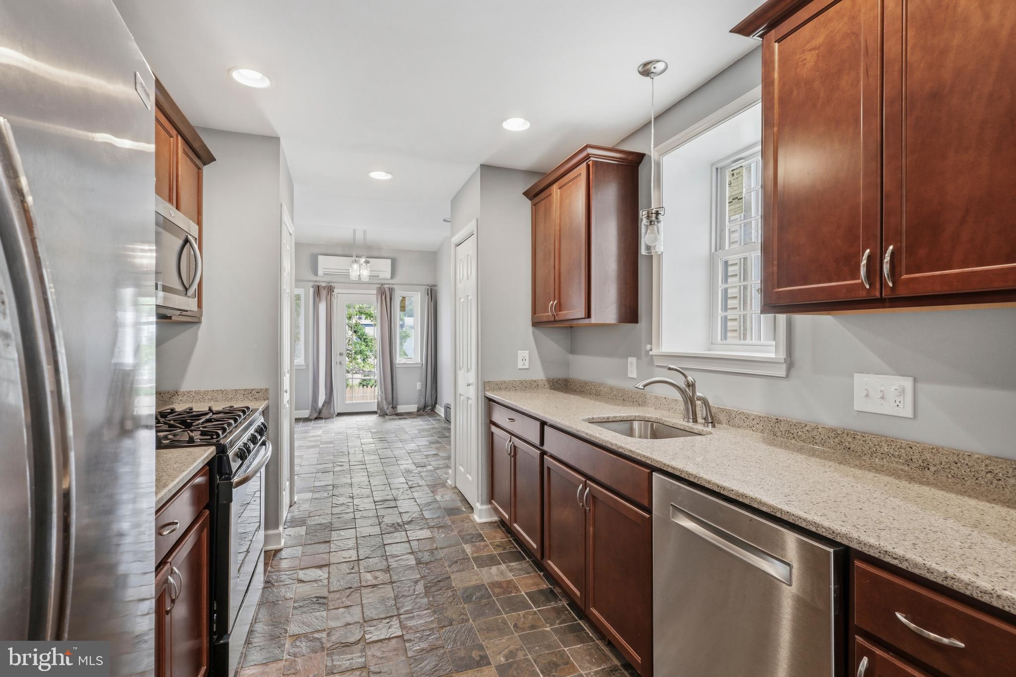 3824 Sharp Street Philadelphia, PA 19127 - Photo 23 of 27