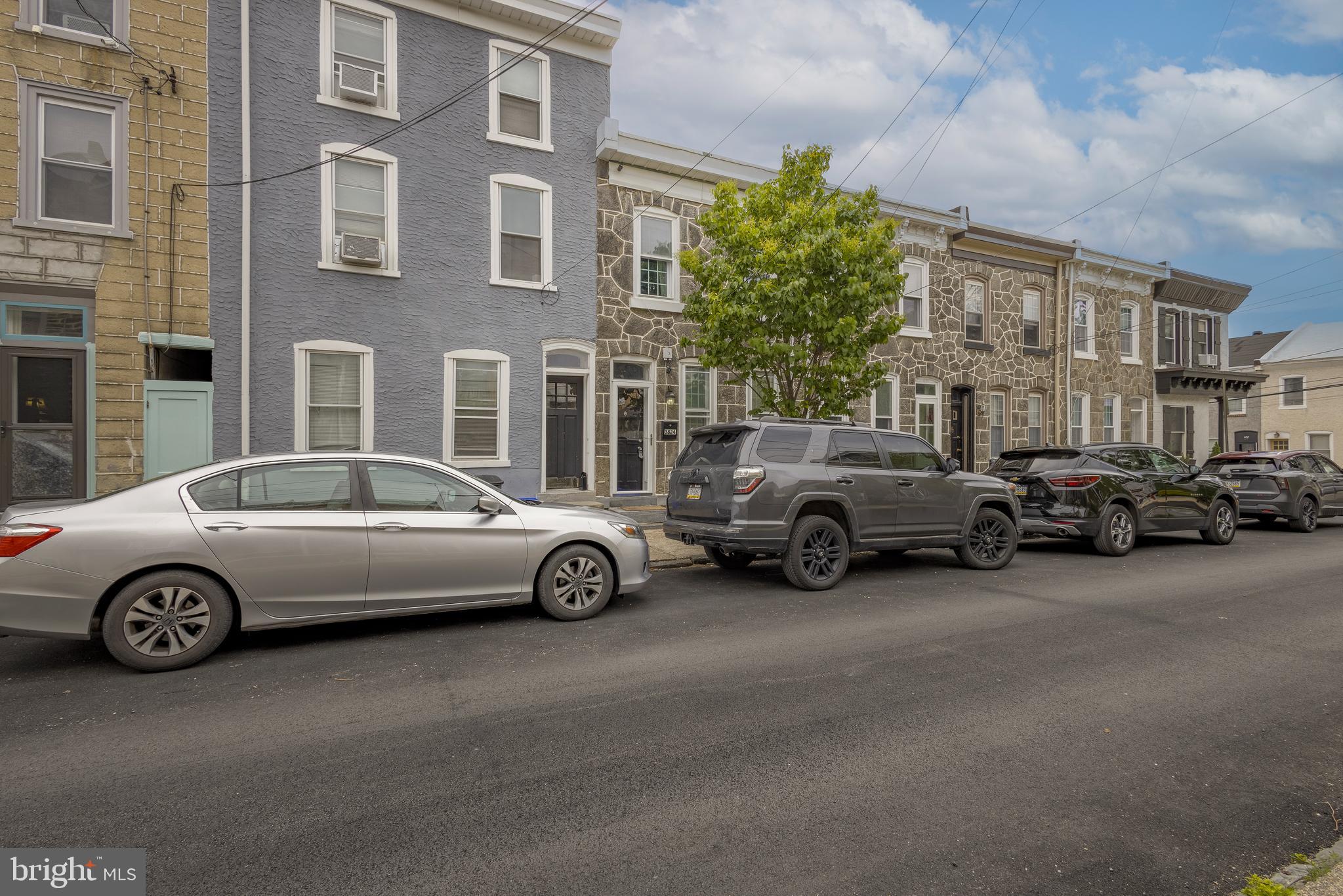 3824 Sharp Street Philadelphia, PA 19127 - Photo 4 of 27