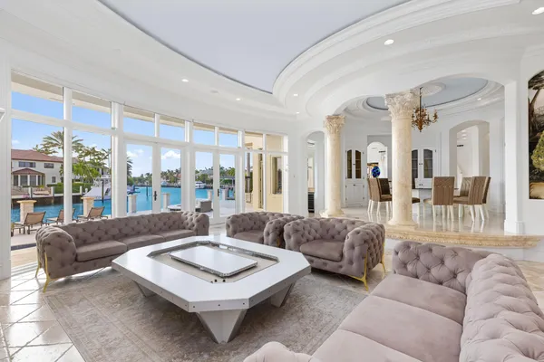 $8,495,000 | 3201 Northeast 27th Avenue, Lighthouse Point, FL 33064