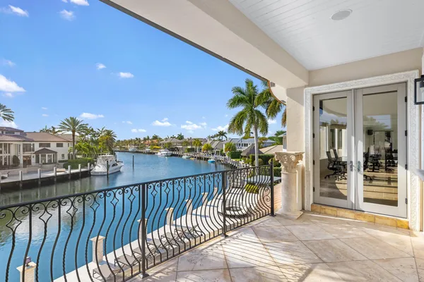 $8,495,000 | 3201 Northeast 27th Avenue, Lighthouse Point, FL 33064