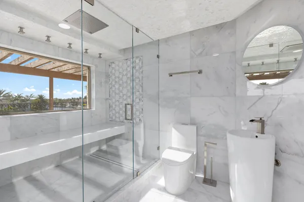 $8,495,000 | 3201 Northeast 27th Avenue, Lighthouse Point, FL 33064