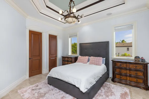 $8,495,000 | 3201 Northeast 27th Avenue, Lighthouse Point, FL 33064