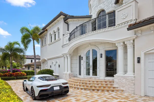 $8,495,000 | 3201 Northeast 27th Avenue, Lighthouse Point, FL 33064