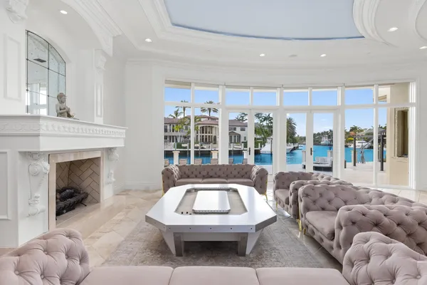 $8,495,000 | 3201 Northeast 27th Avenue, Lighthouse Point, FL 33064