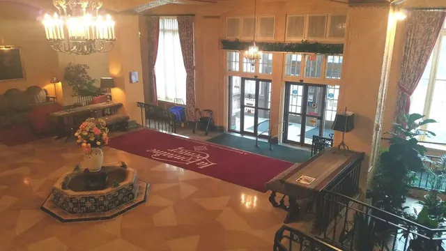 $1,230 | 208 West State Street, Huntington, IN 46750