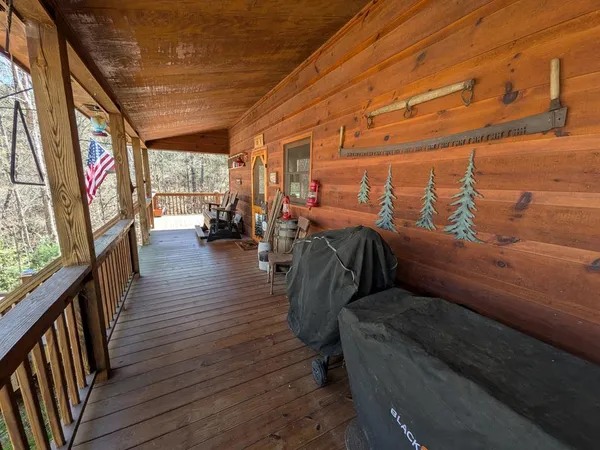 $384,900 | 183 Ray-Mar Acres Drive, Murphy, NC 28906