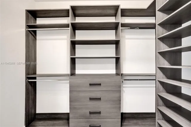 $1,300,000 | 10795 Oceano Way, Parkland, FL 33076